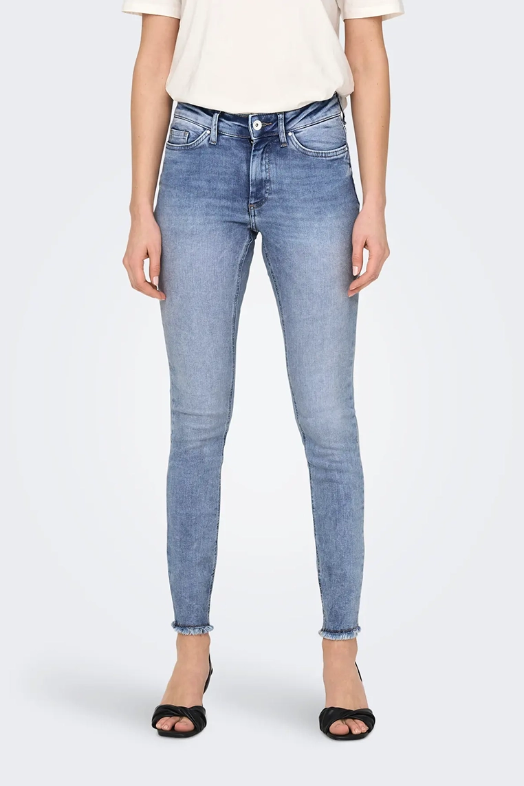 Only Blush medium blue denim Vorderansicht 2